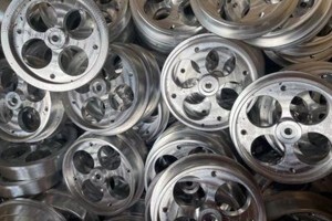 五金零部件、機(jī)械設(shè)備的除油除銹等清洗工作使用哪種設(shè)備較好？